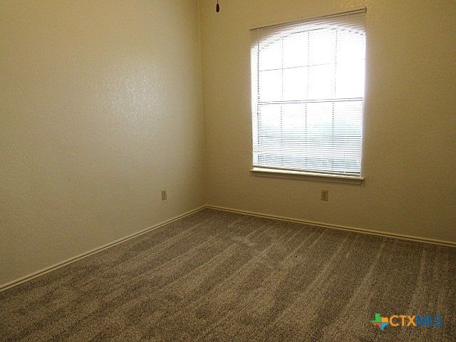 401 E Hogan Drive, Copperas Cove, TX 76522