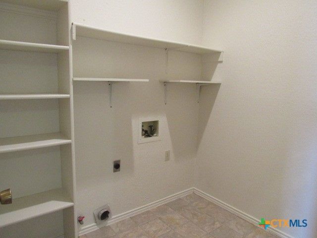 401 E Hogan Drive, Copperas Cove, TX 76522