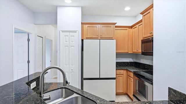 7839 LIMESTONE LANE 12-204, Sarasota, FL 34233