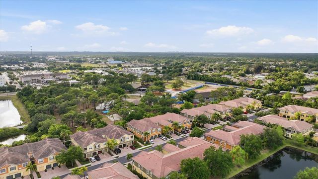 7839 LIMESTONE LANE 12-204, Sarasota, FL 34233