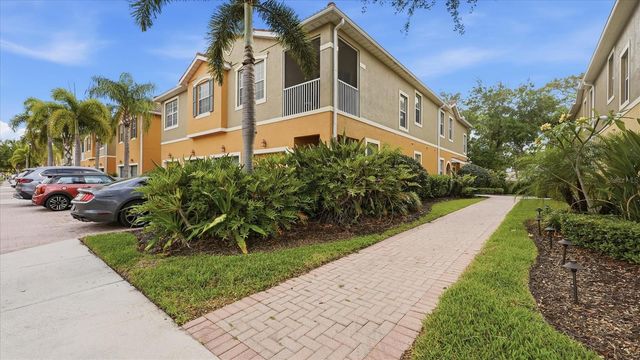 7839 LIMESTONE LANE 12-204, Sarasota, FL 34233