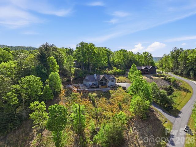 467 Crystal Heights Drive, Hendersonville, NC 28379