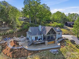 467 Crystal Heights Drive, Hendersonville, NC 28379