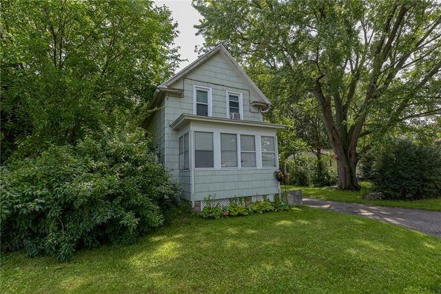 140 Taft Avenue, Irondequoit, NY 14609