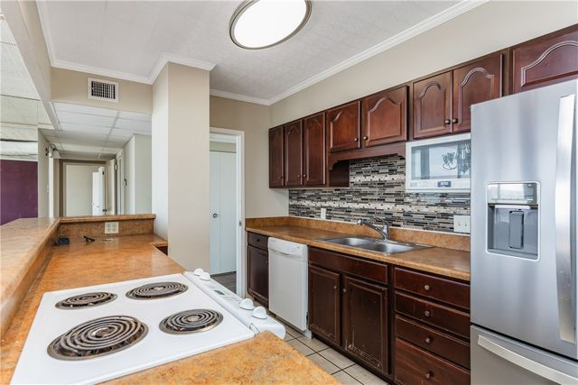 715 S Upper Broadway 1103, Corpus Christi, TX 78401