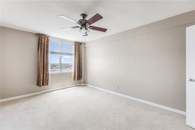 715 S Upper Broadway 1103, Corpus Christi, TX 78401