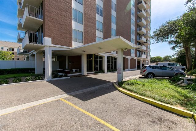 715 S Upper Broadway 1103, Corpus Christi, TX 78401