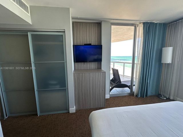18683 Collins Ave 802, Sunny Isles Beach, FL 33160