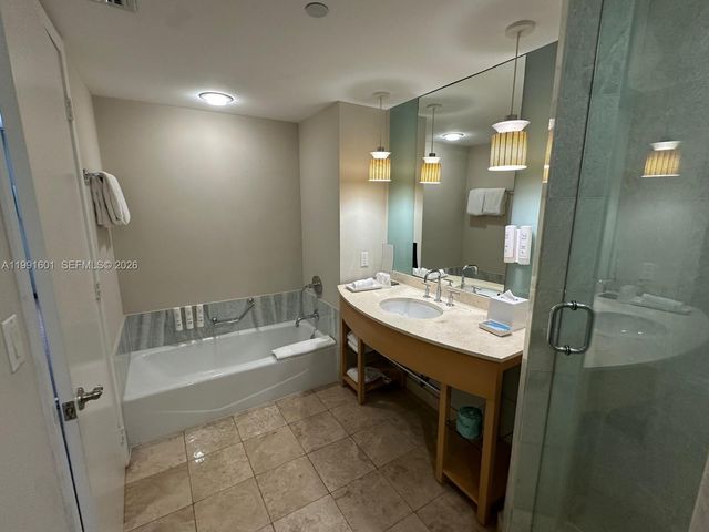 18683 Collins Ave 802, Sunny Isles Beach, FL 33160