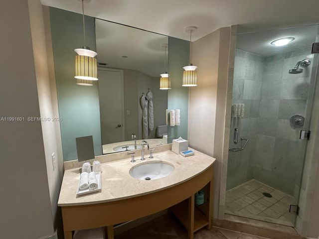 18683 Collins Ave 802, Sunny Isles Beach, FL 33160