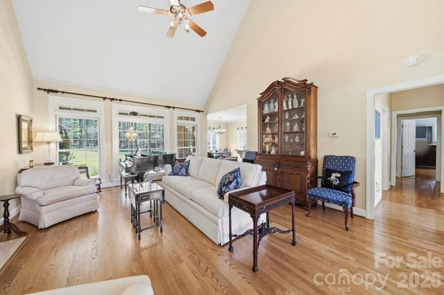 2909 Lakeshore Drive, Chester, SC 29706