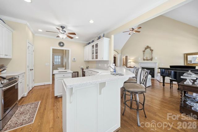 2909 Lakeshore Drive, Chester, SC 29706