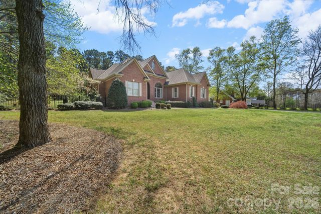 2909 Lakeshore Drive, Chester, SC 29706