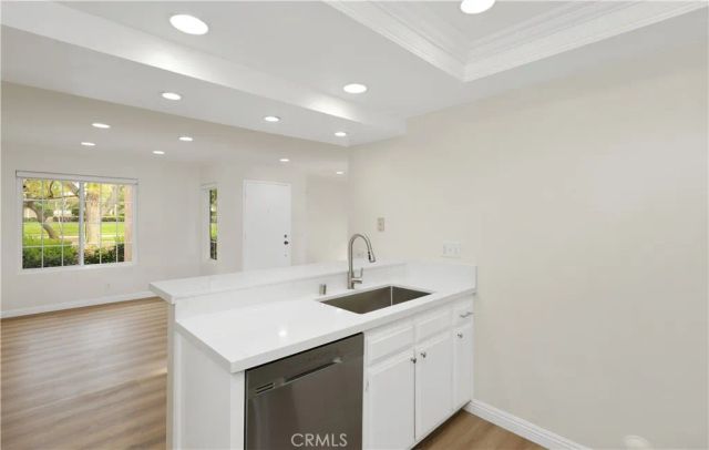 94 Greenfield, Irvine, CA 92614