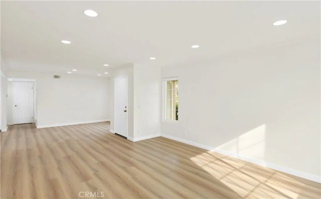 94 Greenfield, Irvine, CA 92614