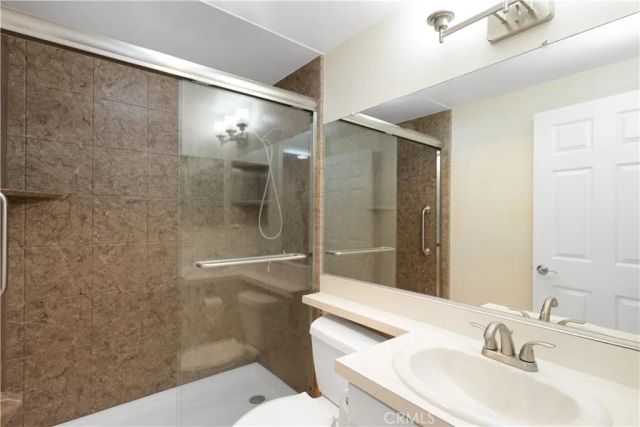 94 Greenfield, Irvine, CA 92614