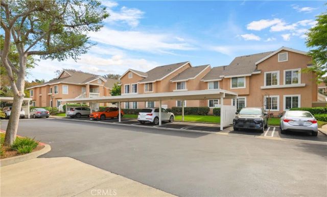 94 Greenfield, Irvine, CA 92614