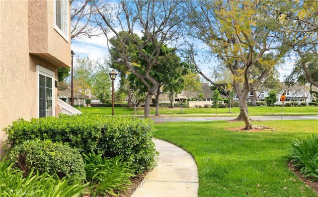 94 Greenfield, Irvine, CA 92614