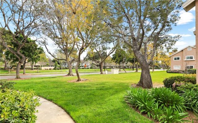 94 Greenfield, Irvine, CA 92614