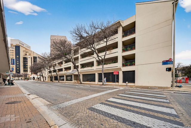 1022 Navarro St Apt 404, San Antonio, TX 78205