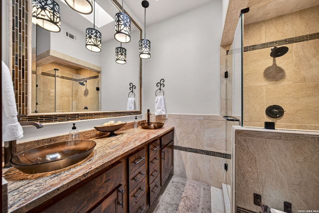 1022 Navarro St Apt 404, San Antonio, TX 78205