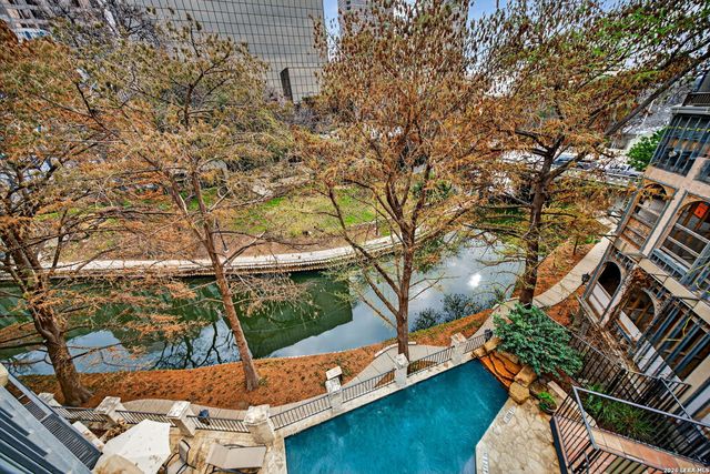 1022 Navarro St Apt 404, San Antonio, TX 78205