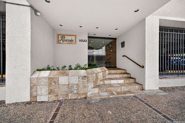 1022 Navarro St Apt 404, San Antonio, TX 78205