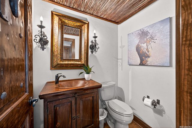 1022 Navarro St Apt 404, San Antonio, TX 78205