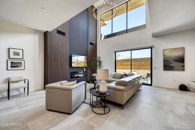 6525 E CAVE CREEK Road 202, Cave Creek, AZ 85331