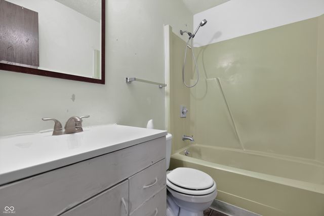 3648 Mayfield Drive, Indianapolis, IN 46235