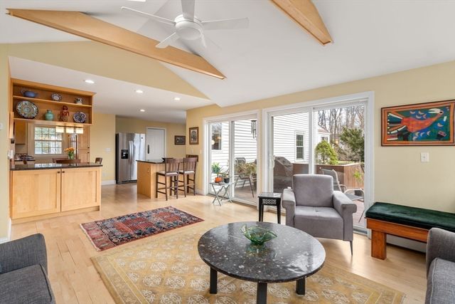 43 Palmer Rd, Newton, MA 02468