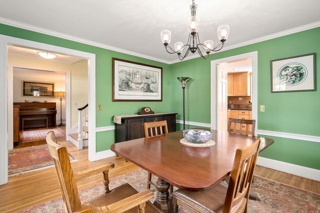 43 Palmer Rd, Newton, MA 02468