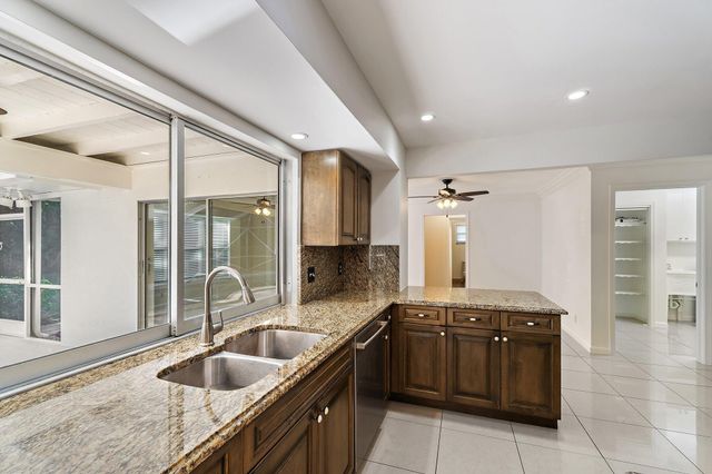 18799 Rio Vista Drive, Jupiter, FL 33469