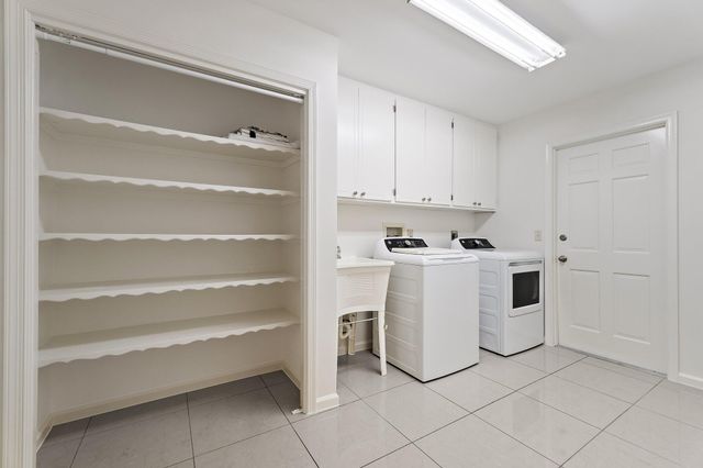 18799 Rio Vista Drive, Jupiter, FL 33469