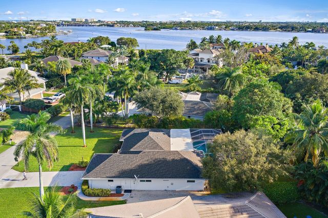 18799 Rio Vista Drive, Jupiter, FL 33469