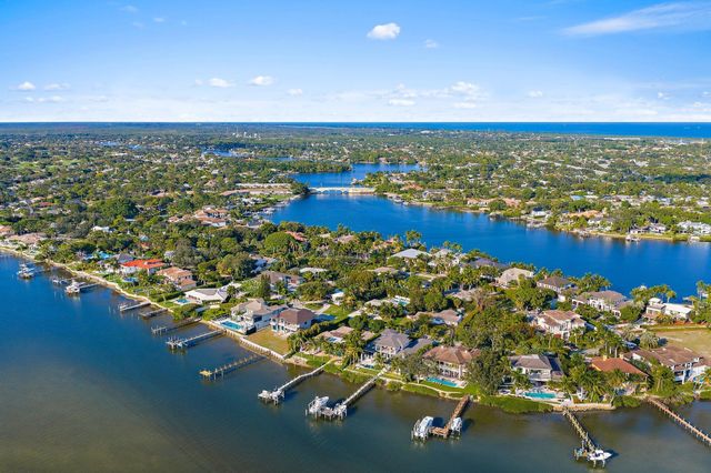 18799 Rio Vista Drive, Jupiter, FL 33469