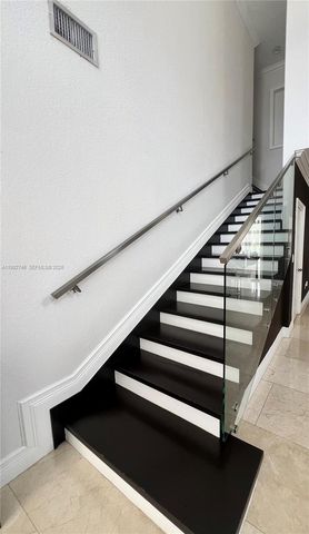 5513 SW 164th Ct, Miami, FL 33185