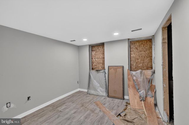 1247 MOUNT OLIVET RD NE, Washington, DC 20002
