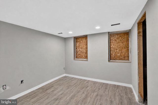 1247 MOUNT OLIVET RD NE, Washington, DC 20002