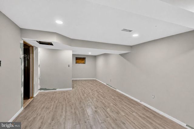 1247 MOUNT OLIVET RD NE, Washington, DC 20002
