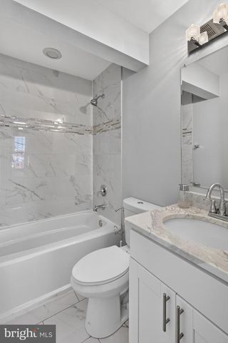 1247 MOUNT OLIVET RD NE, Washington, DC 20002