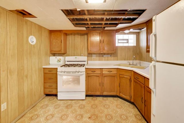 5220 W Patterson Avenue, Chicago, IL 60641