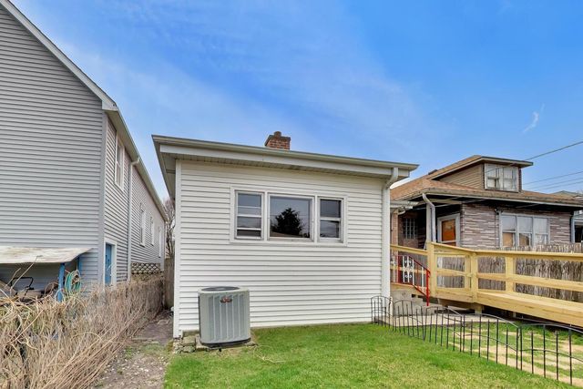 5220 W Patterson Avenue, Chicago, IL 60641