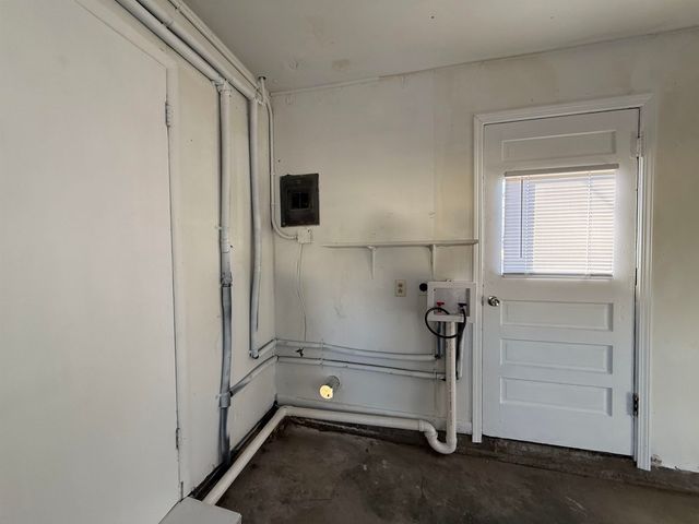 752 Osage Ave, Salina, KS 67401