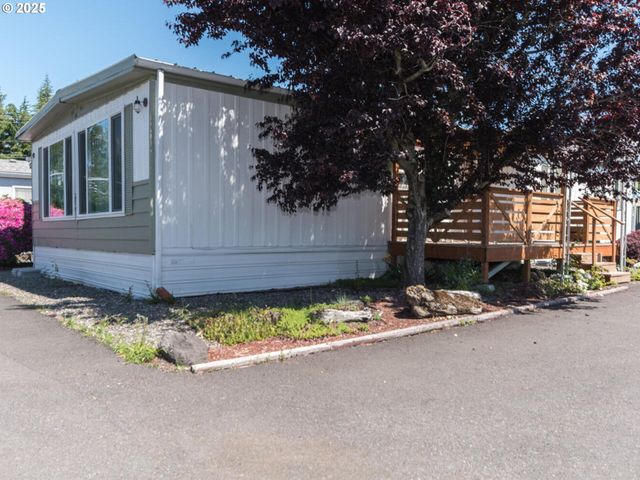 21016 Se STARK St 69, Gresham, OR 97030