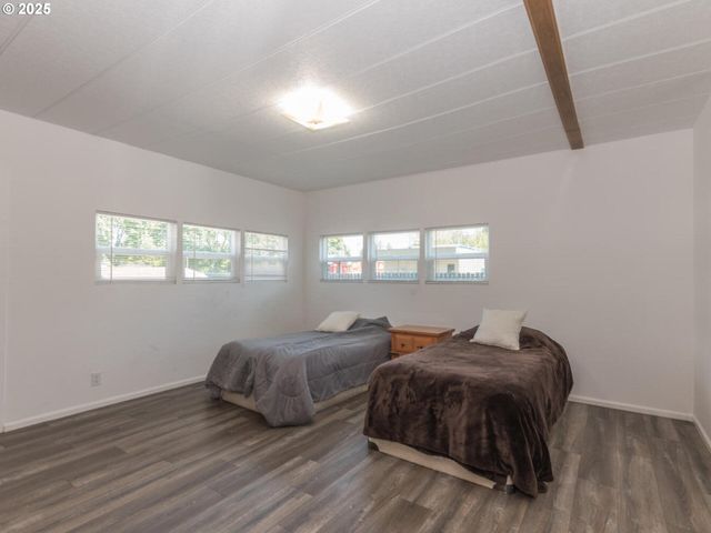 21016 Se STARK St 69, Gresham, OR 97030