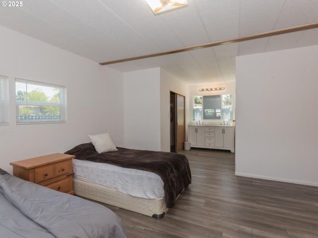 21016 Se STARK St 69, Gresham, OR 97030