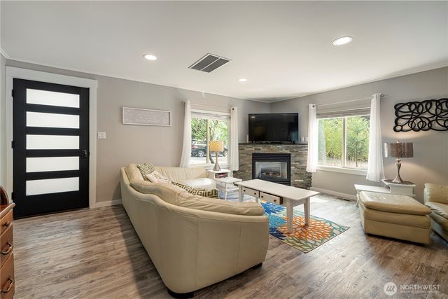 11633 NE 92nd St, Kirkland, WA 98033