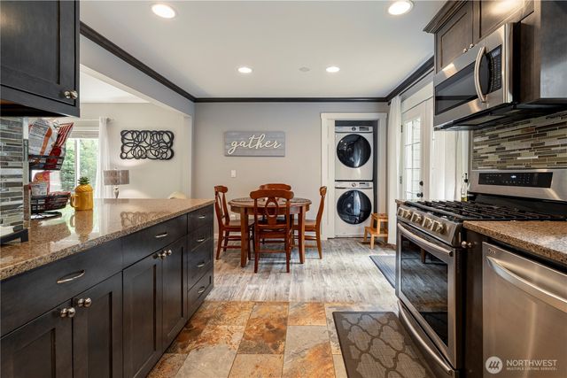 11633 NE 92nd St, Kirkland, WA 98033