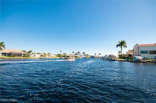 1929 SE 40th TER 2, Cape Coral, FL 33904